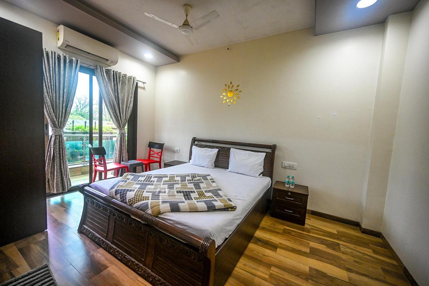 Malama Stay Ruturang Villa 4Bhk, Лонавала Екстериор снимка